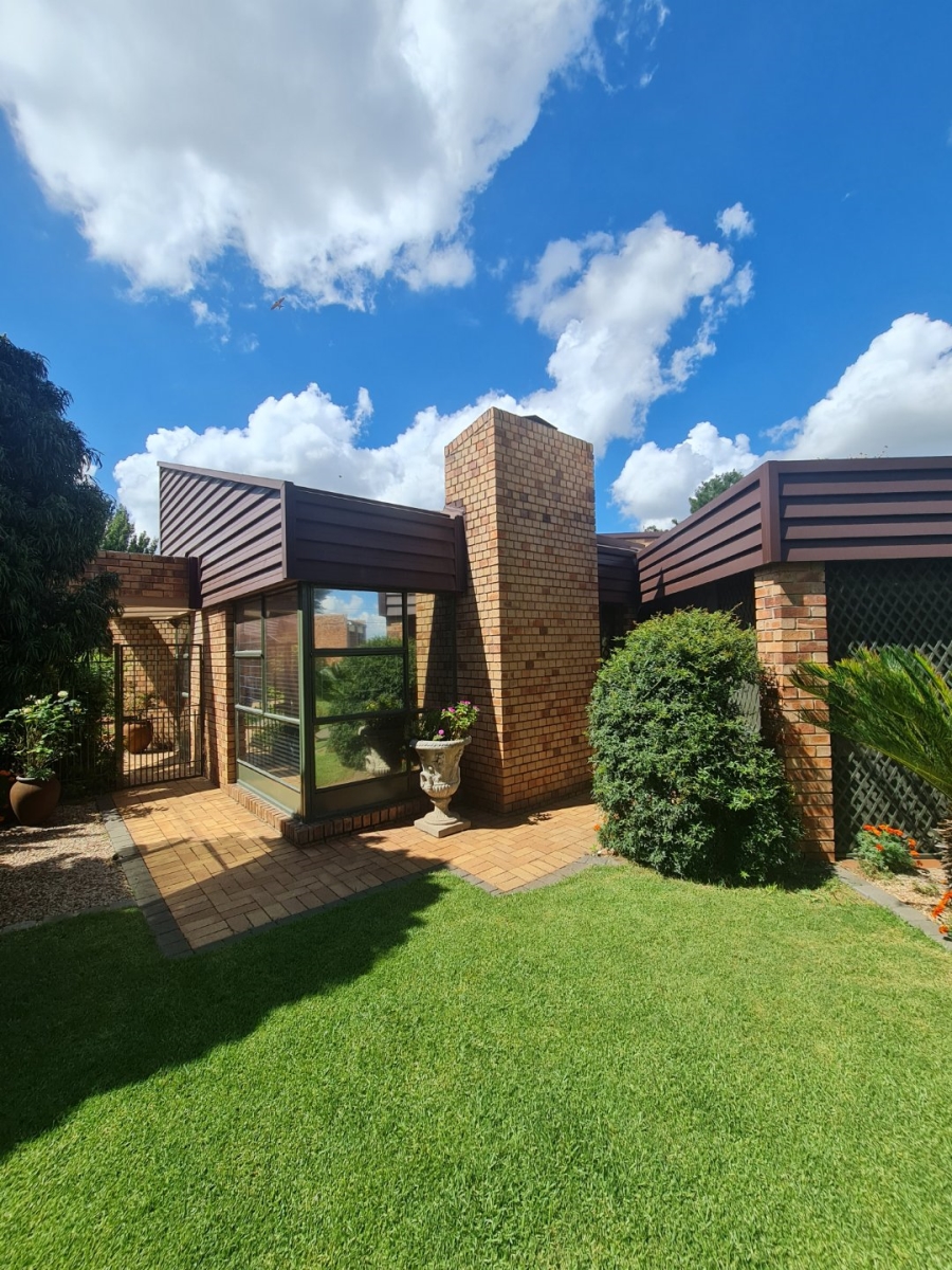 3 Bedroom Property for Sale in Sasolburg Free State